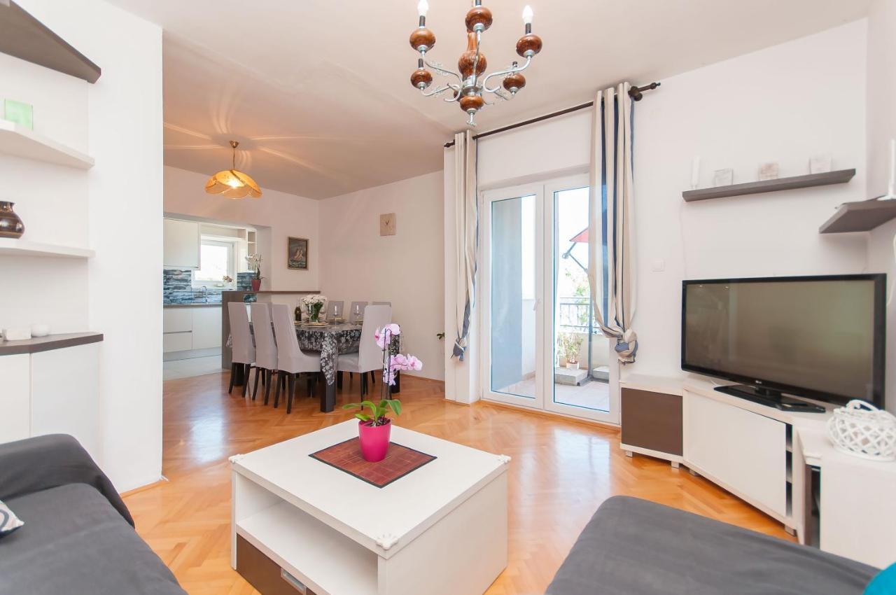 Apartman Roza Duće Kültér fotó